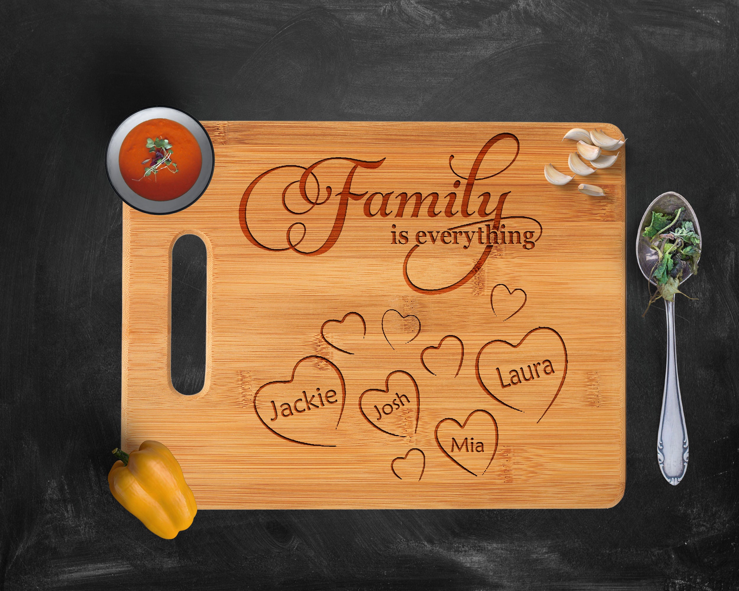 Customize Family Cutting Board, First time home owner housewarming Gift, Gift for newly weds, Family Gift, personalize Engraved cutting board, Custom cutting board, Familia Gift